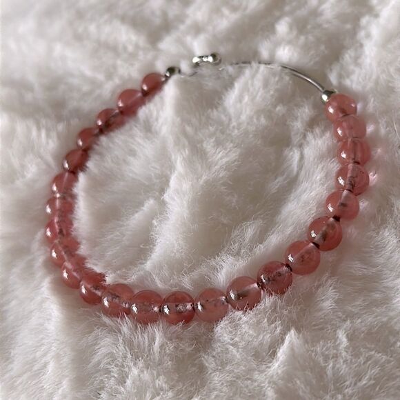 Pink Beaded Bangle Bracelet! - Picture 2 of 4